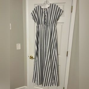 Long maternity dress